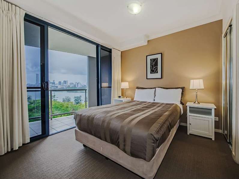 On The Park Aparthotel Brisbane