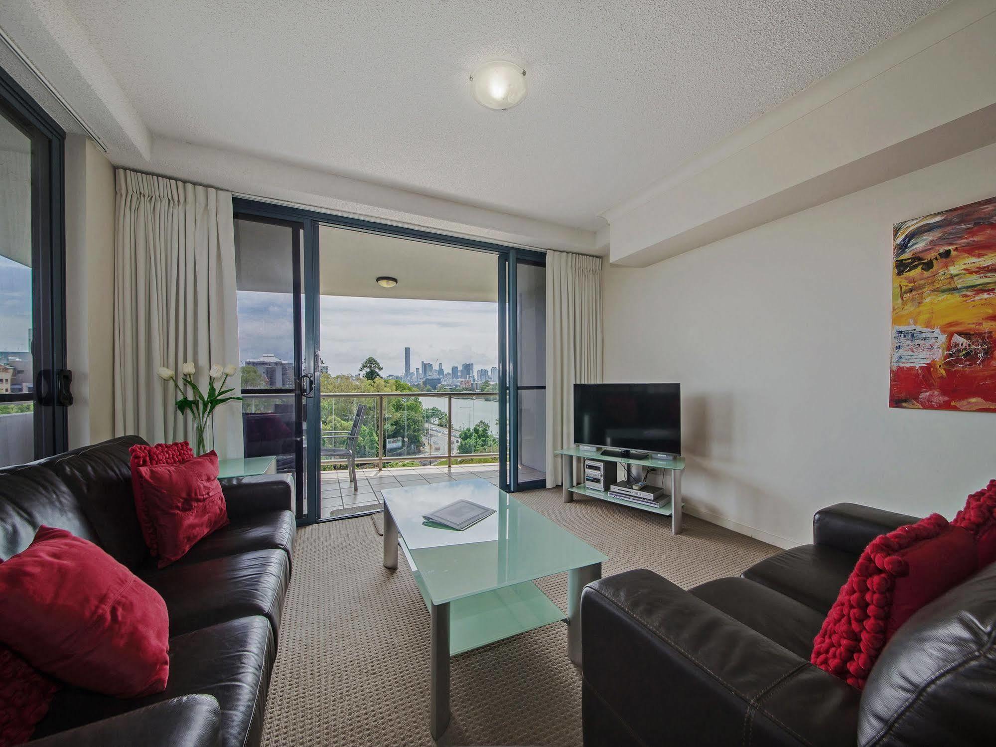 Aparthotel On The Park Brisbane